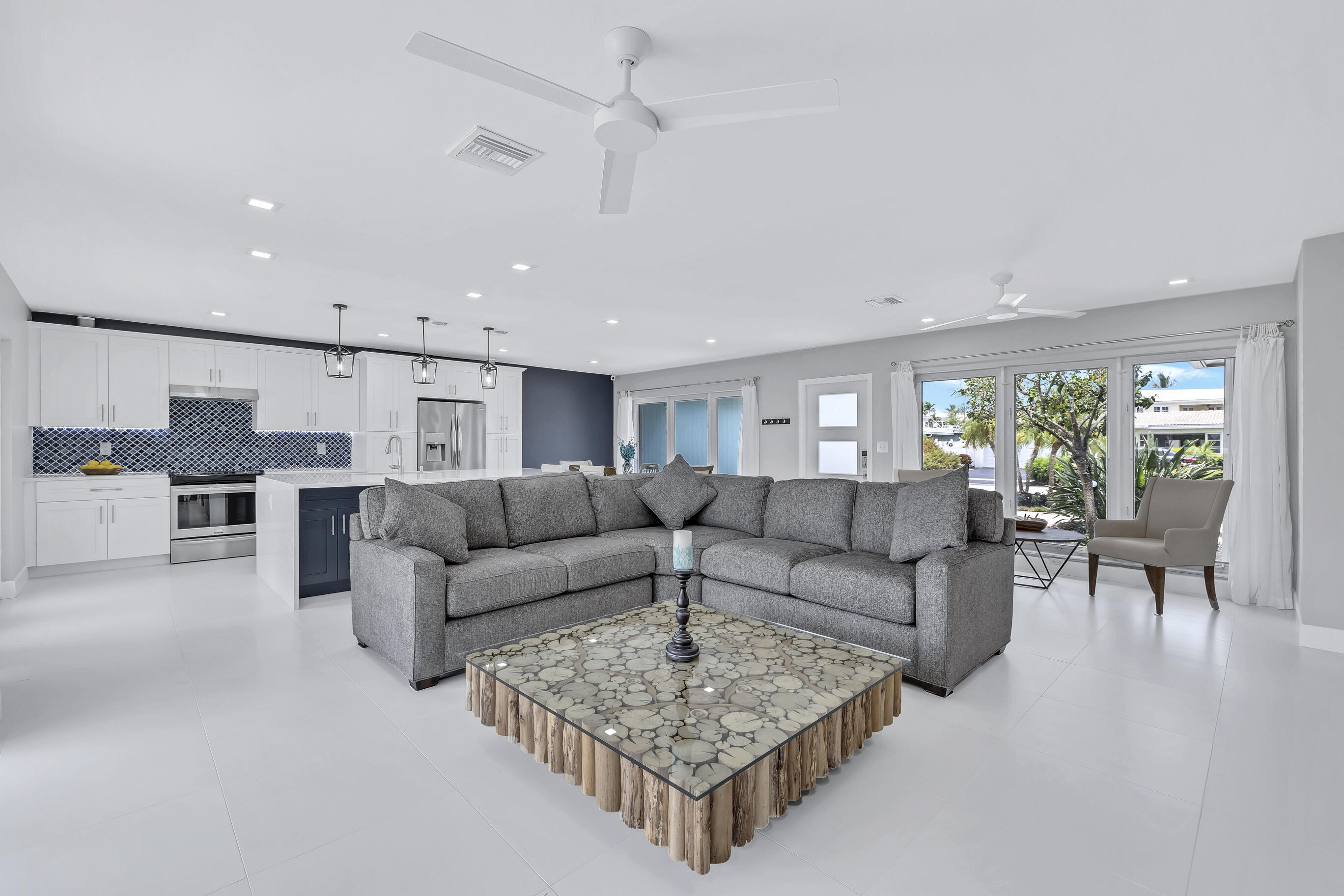 836 Northeast 72nd Street Boca Raton, FL 33487 - Photo 6 of 17 14_5z3a3368