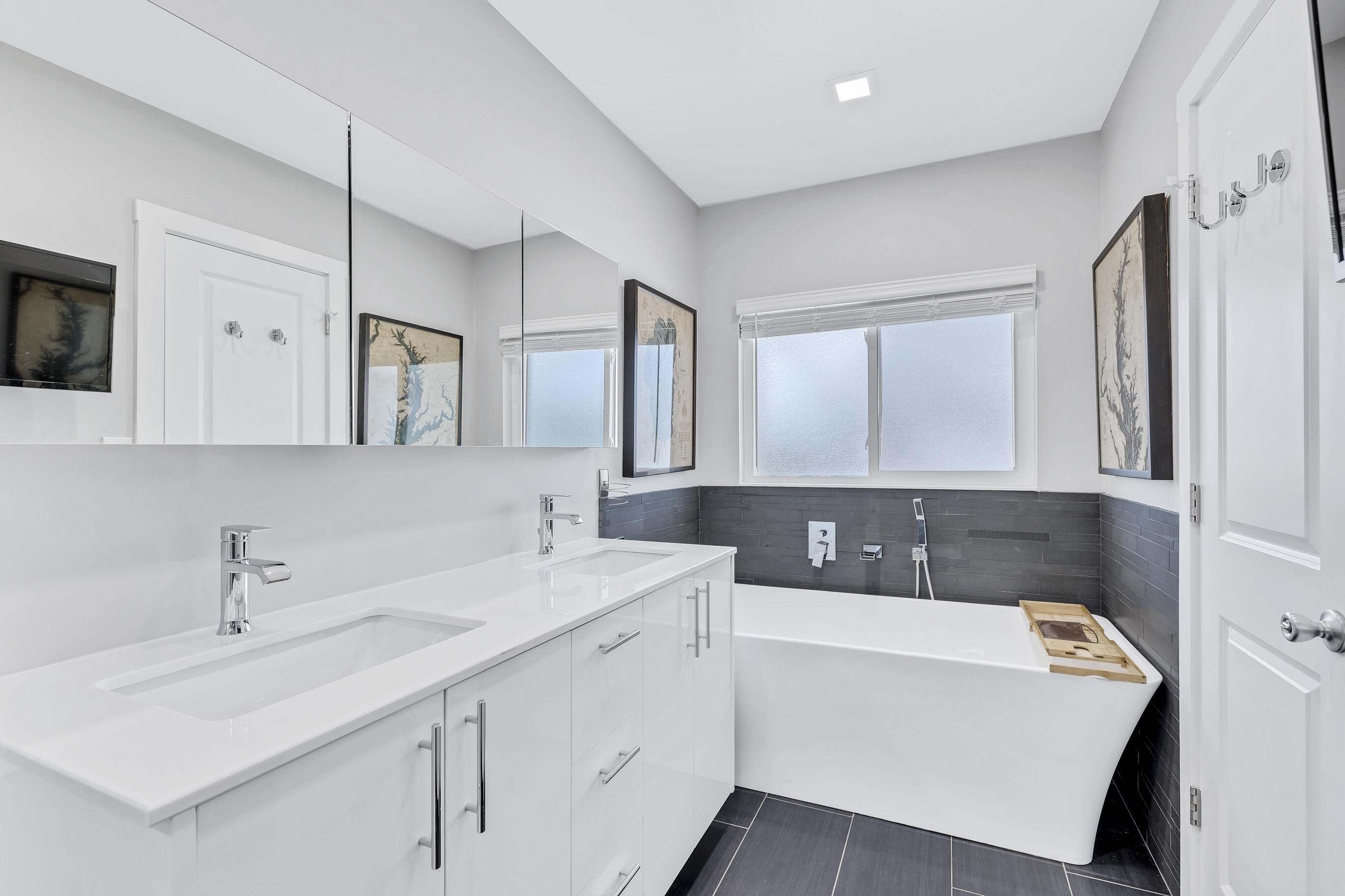 836 Northeast 72nd Street Boca Raton, FL 33487 - Photo 9 of 17 26_5z3a3508