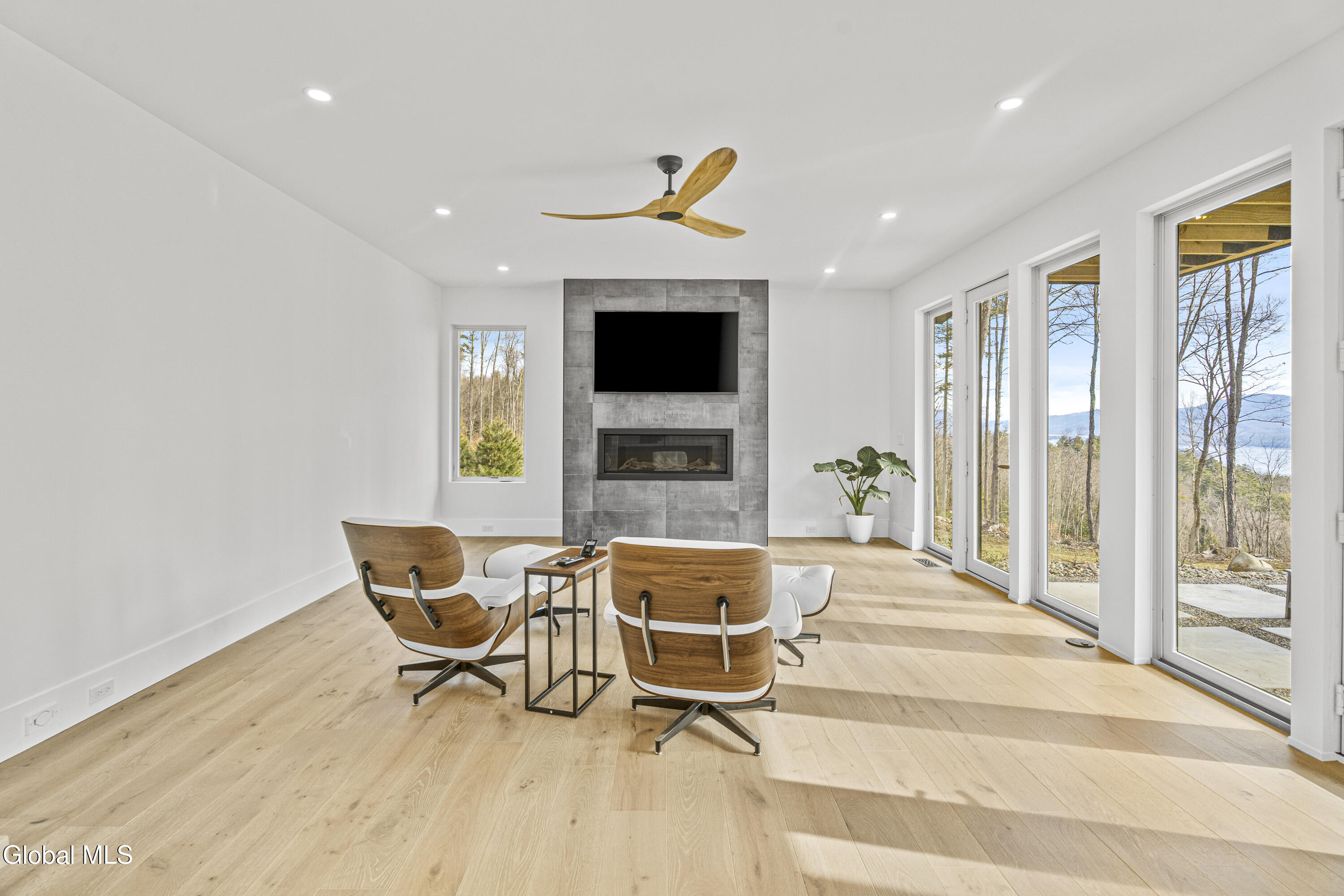 18 South Eagle Ridge Diamond Point, NY 12824 - Photo 5 of 60 05-ADK-5