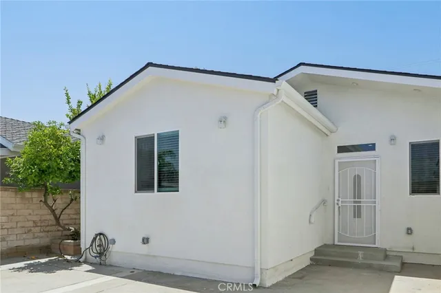$3,600 | 17148 Stare Street, Northridge, CA 91325