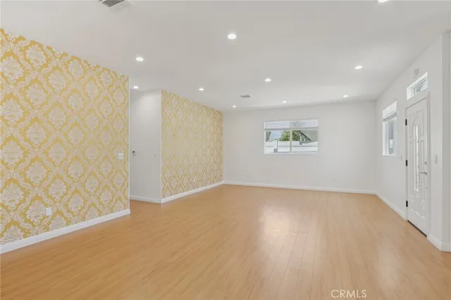 $3,600 | 17148 Stare Street, Northridge, CA 91325