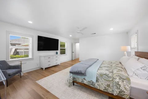 $839,900 | 1823 Millwood Drive, Houston, TX 77008