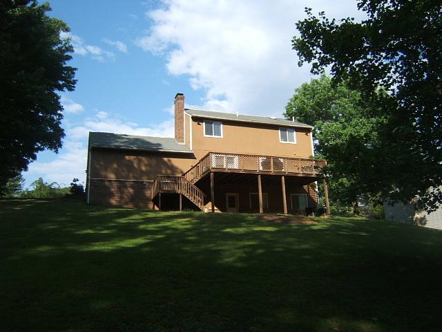 5351 Sundance Road Salem, VA 24153 - Photo 11 of 14 back