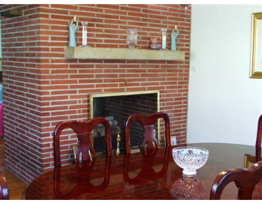 8 Pine Ridge Road Stoneham, MA 02180 - Photo 6 of 7 Gallery Image 6