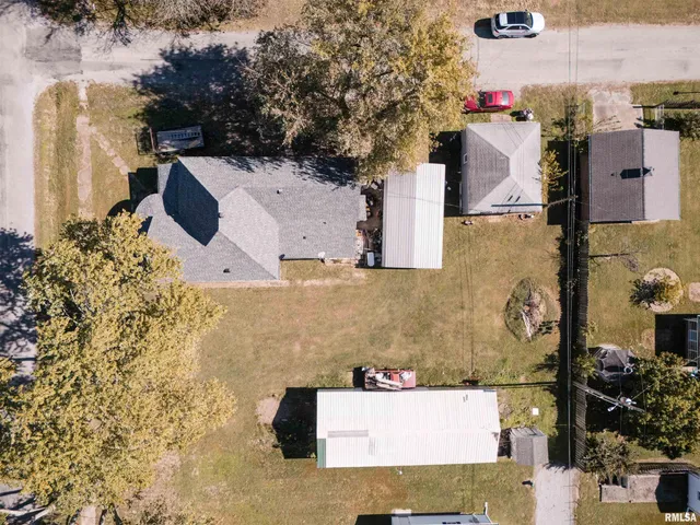 $124,000 | 1200 West Adams Street, Herrin, IL 62948