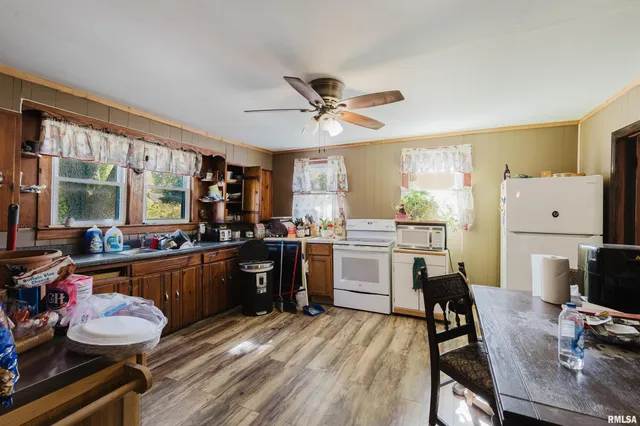 $124,000 | 1200 West Adams Street, Herrin, IL 62948