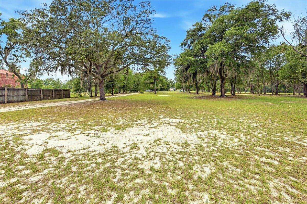 194 Keuka Road Interlachen, FL 32148 - Photo 21 of 22 21-From Home to Street