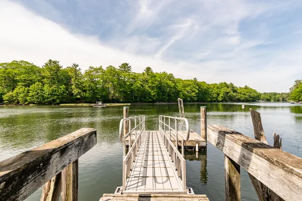 $1,395,900 | 90 Southside Road, York, ME 03909
