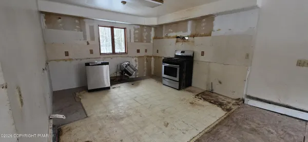 a view of a storage & utility room