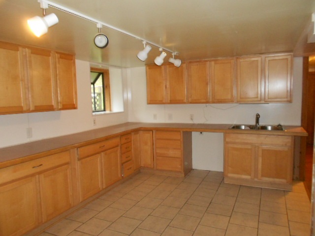 4760 Howard City Edmore Road Edmore, MI 48829 - Photo 10 of 23 1824395-9.JPG