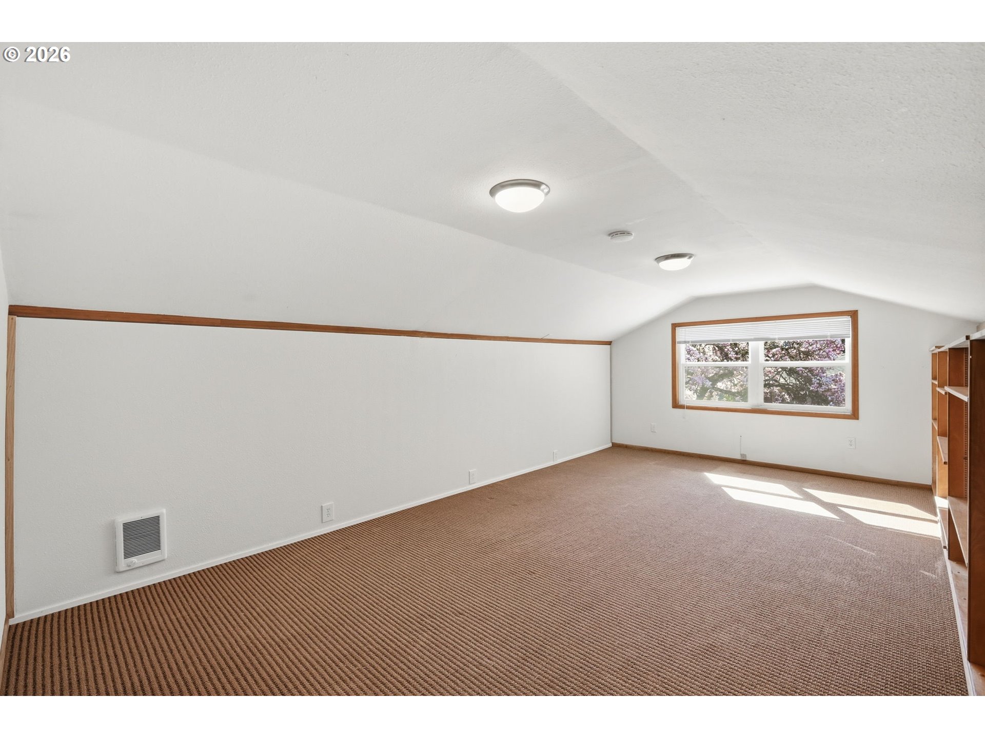 1090 Corydon Street Eugene, OR 97401 - Photo 34 of 47 Bedroom
