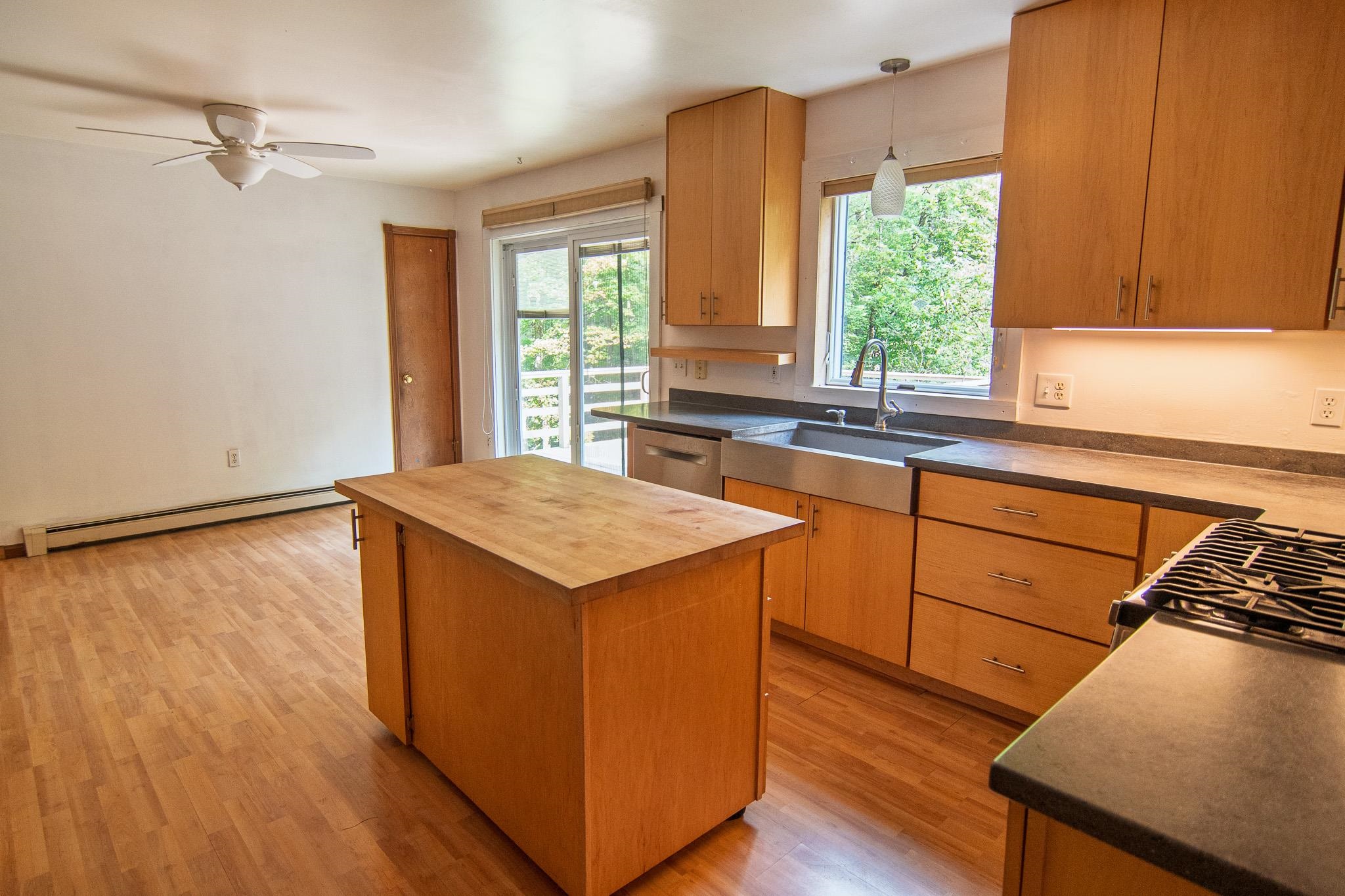 108 South Windmill Hill Putney, VT 05346 - Photo 11 of 33