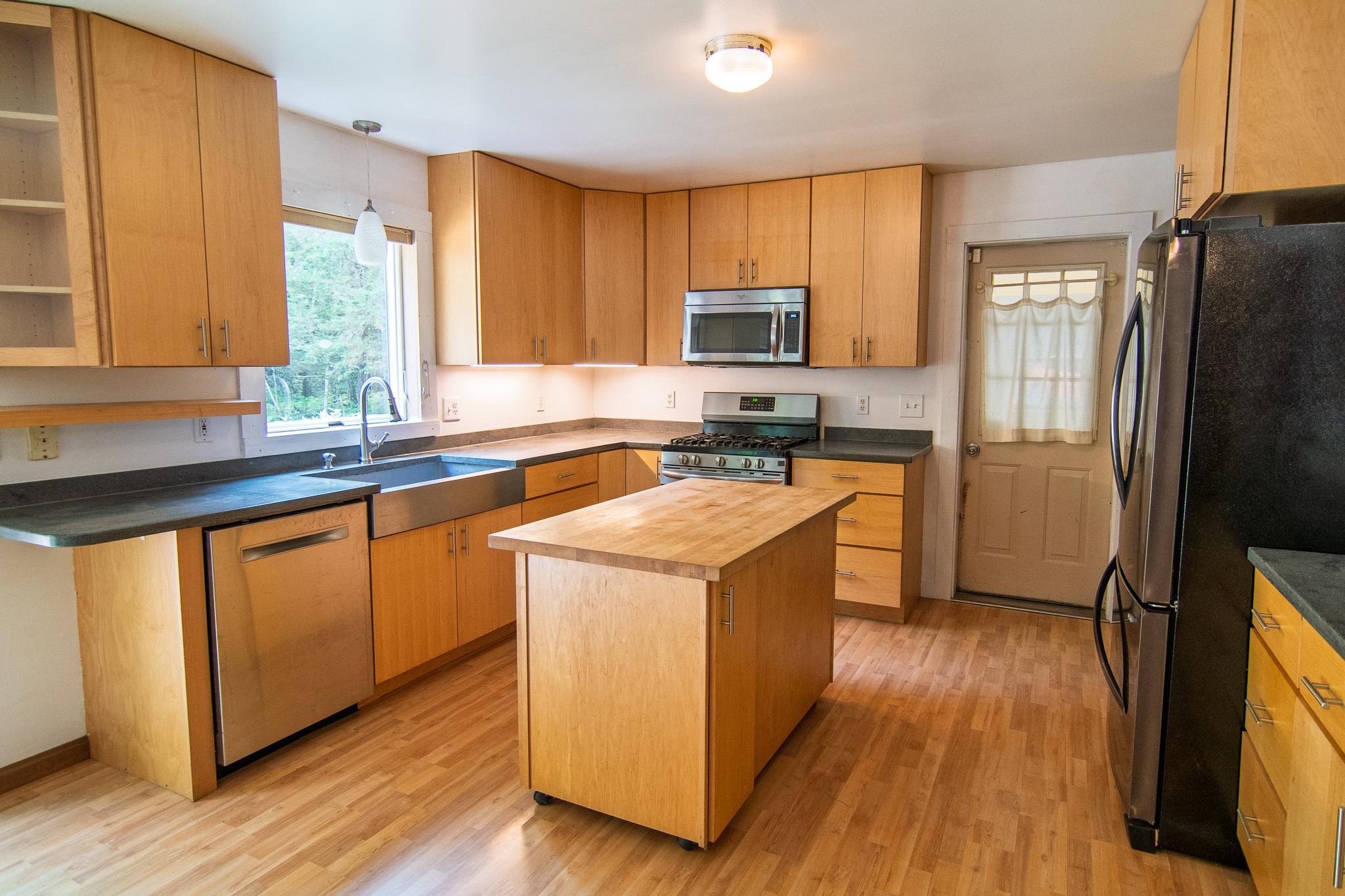 108 South Windmill Hill Putney, VT 05346 - Photo 12 of 33