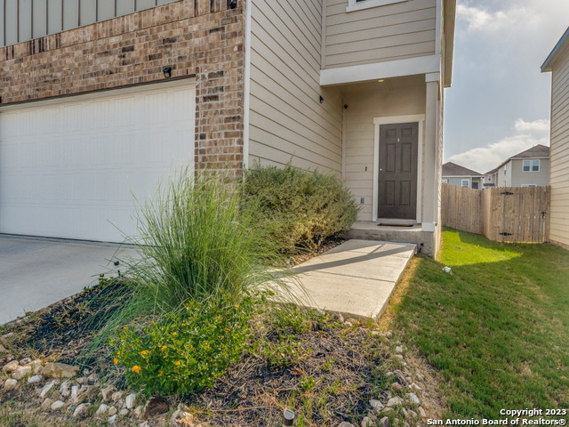 5136 Morning Graze St. Hedwig, TX 78152 - Photo 3 of 24