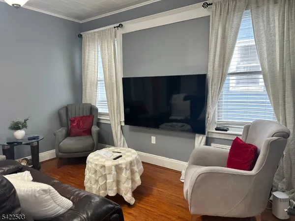 $2,600 | 70 Arthur Street, Unit 2, Clifton, NJ 07011