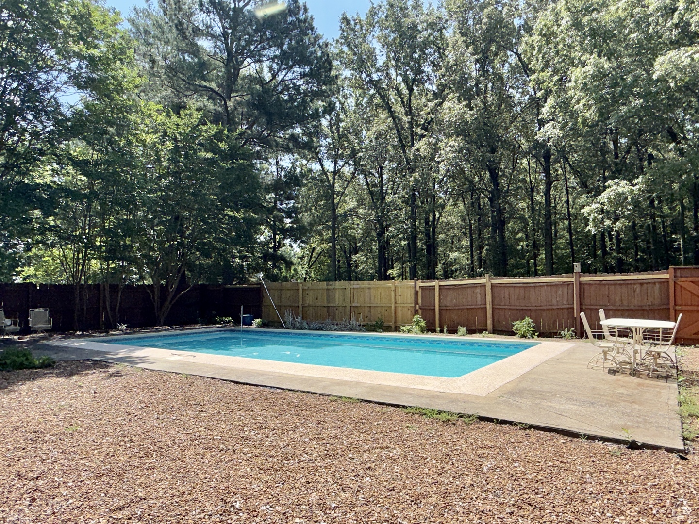 956 Country Club Road Metropolis, IL 62960 - Photo 27 of 48 a view of a backyard with swimming pool