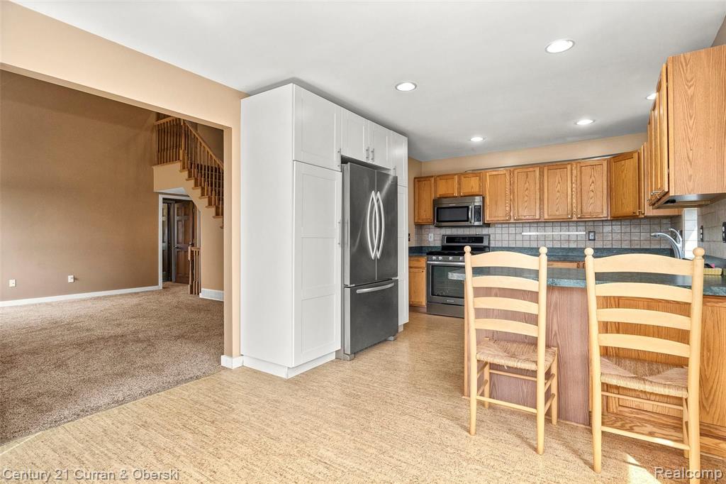 12701 Capernall Road Carleton, MI 48117 - Photo 6 of 45