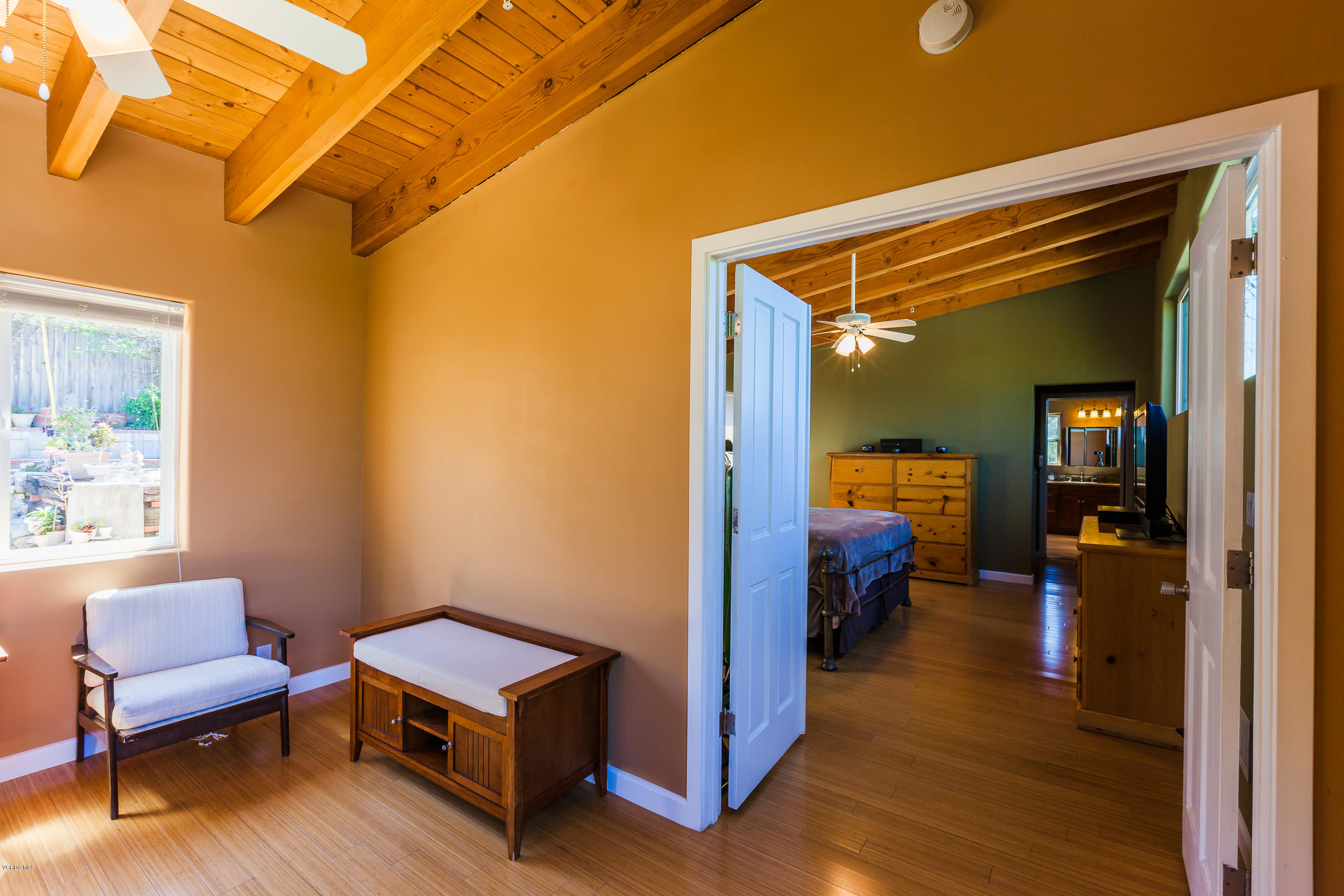 6304 Alta Vista Road Simi Valley, CA 93063 - Photo 12 of 20 a room with furniture and a chair