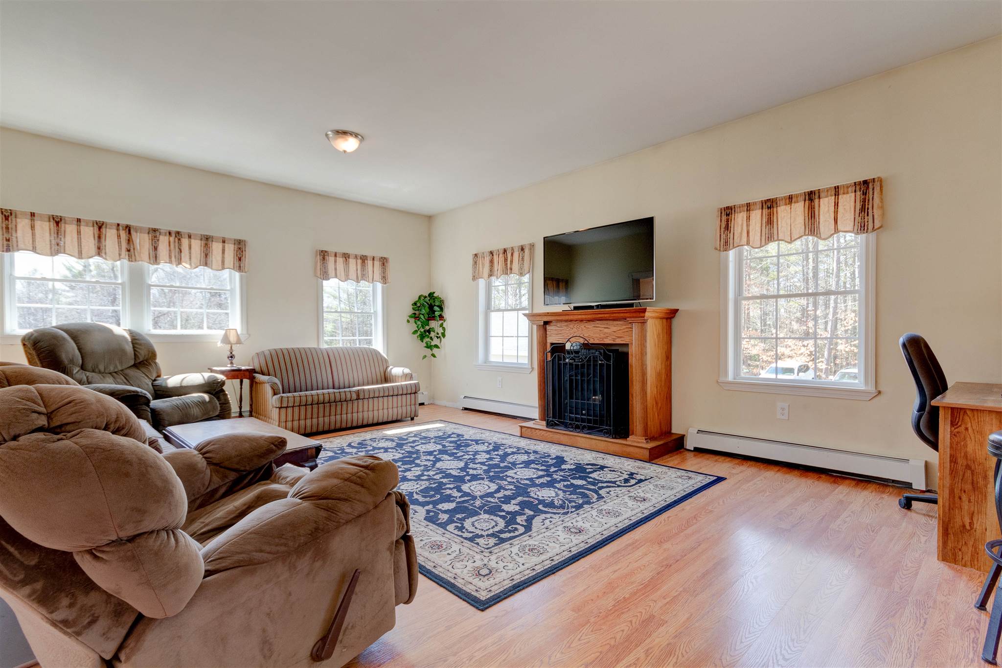 143 Old Bay Road New Durham, NH 03855 - Photo 8 of 39 Gallery Image 8