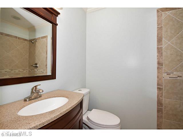 635 Rolling Road Haw River, NC 27258 - Photo 12 of 15 Bath.