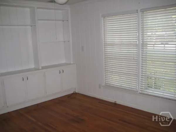 $2,975 | 640 Glenwood Drive, Athens, GA 30606