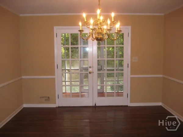 $2,975 | 640 Glenwood Drive, Athens, GA 30606