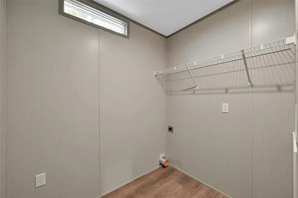 $1,275 | 21195 Security Cemetery Road, Cleveland, TX 77328