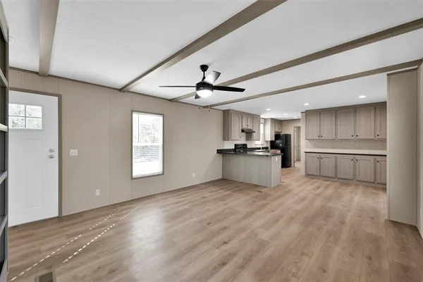 $1,275 | 21195 Security Cemetery Road, Cleveland, TX 77328