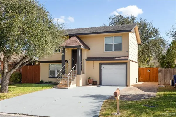 $1,775 | 2716 North 27th Lane, McAllen, TX 78501