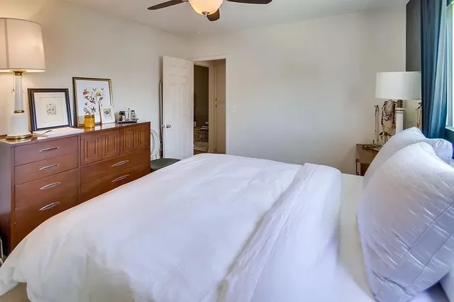 $1,700 | 4747 Hamilton Street, San Diego, CA 92116