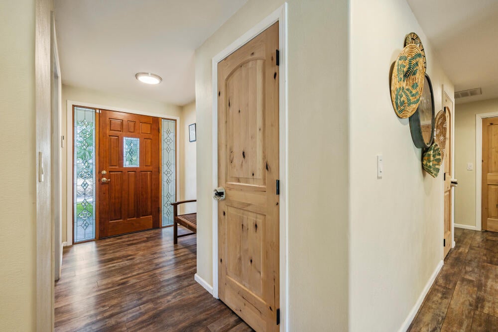 1375 Pine Grove Road Klamath Falls, OR 97603 - Photo 10 of 57 10
