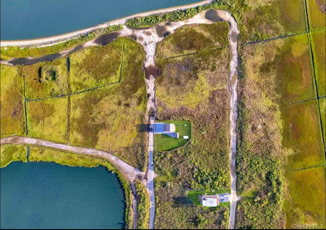 $699,000 | 14 Huntington Drive, Mastic Beach, NY 11951