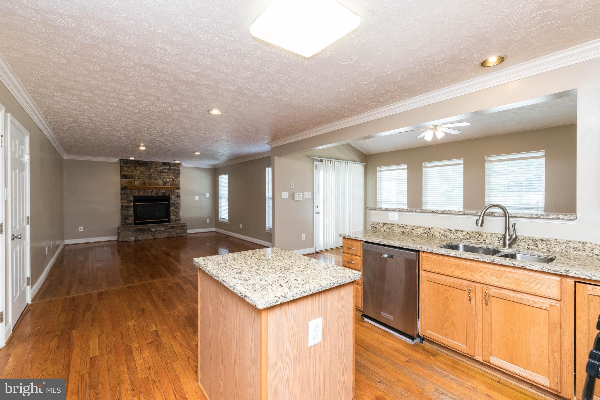 326 Spry Island Road Joppa, MD 21085 - Photo 9 of 27 Kitchen/Family Room