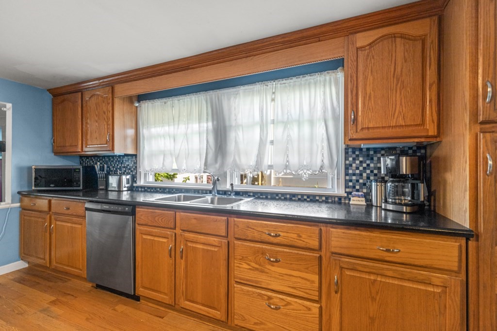 4 Golden Hills Road Saugus, MA 01906 - Photo 13 of 30 Gallery Image 13