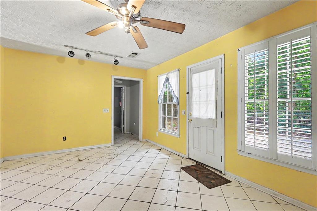 518 Spring Street Villa Rica, GA 30180 - Photo 13 of 39