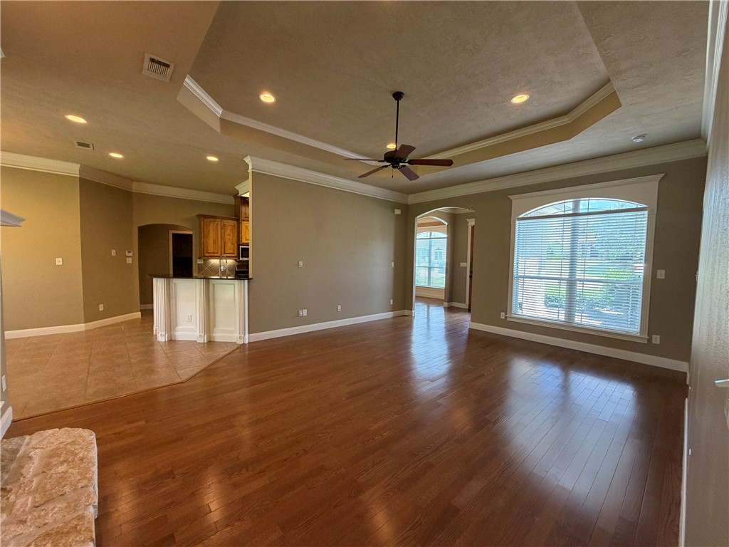 413 Cold Spring Drive College Station, TX 77845 - Photo 4 of 27