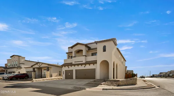 $436,500 | 13636 Isla Vista Lane, Horizon City, TX 79928