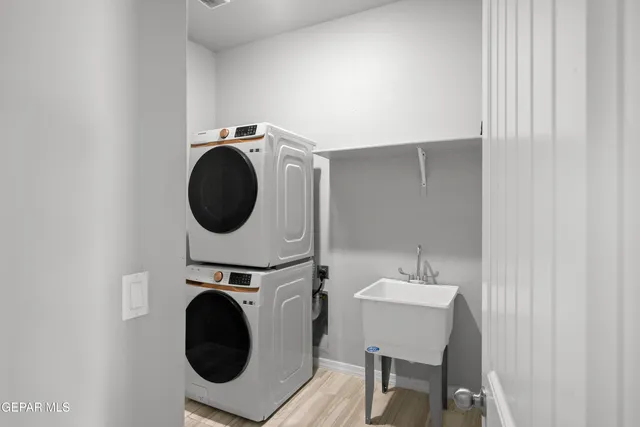 $445,000 | 13636 Isla Vista Lane, Horizon City, TX 79928