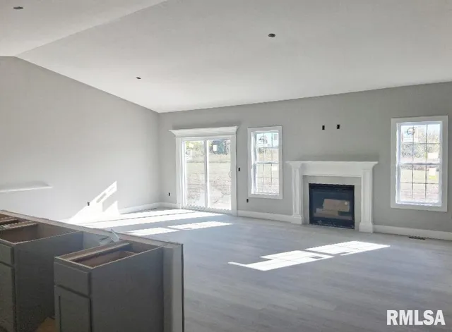 $449,900 | 8802 North Westpoint Court, Edwards, IL 61528