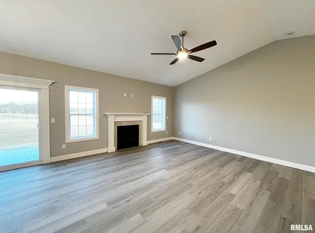 $449,900 | 8802 North Westpoint Court, Edwards, IL 61528