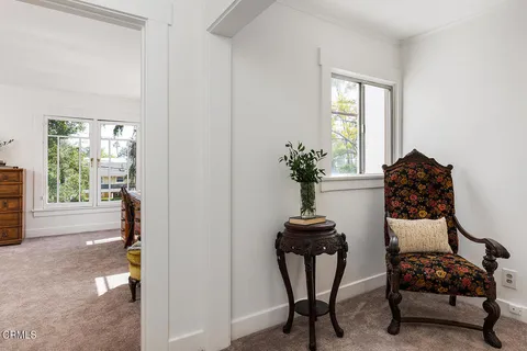$1,595,000 | 1045 New York Drive, Altadena, CA 91001