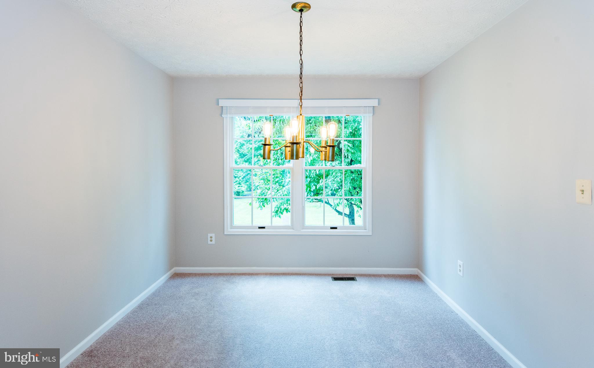 8315 Painted Rock Road Columbia, MD 21045 - Photo 11 of 39 Dining Room