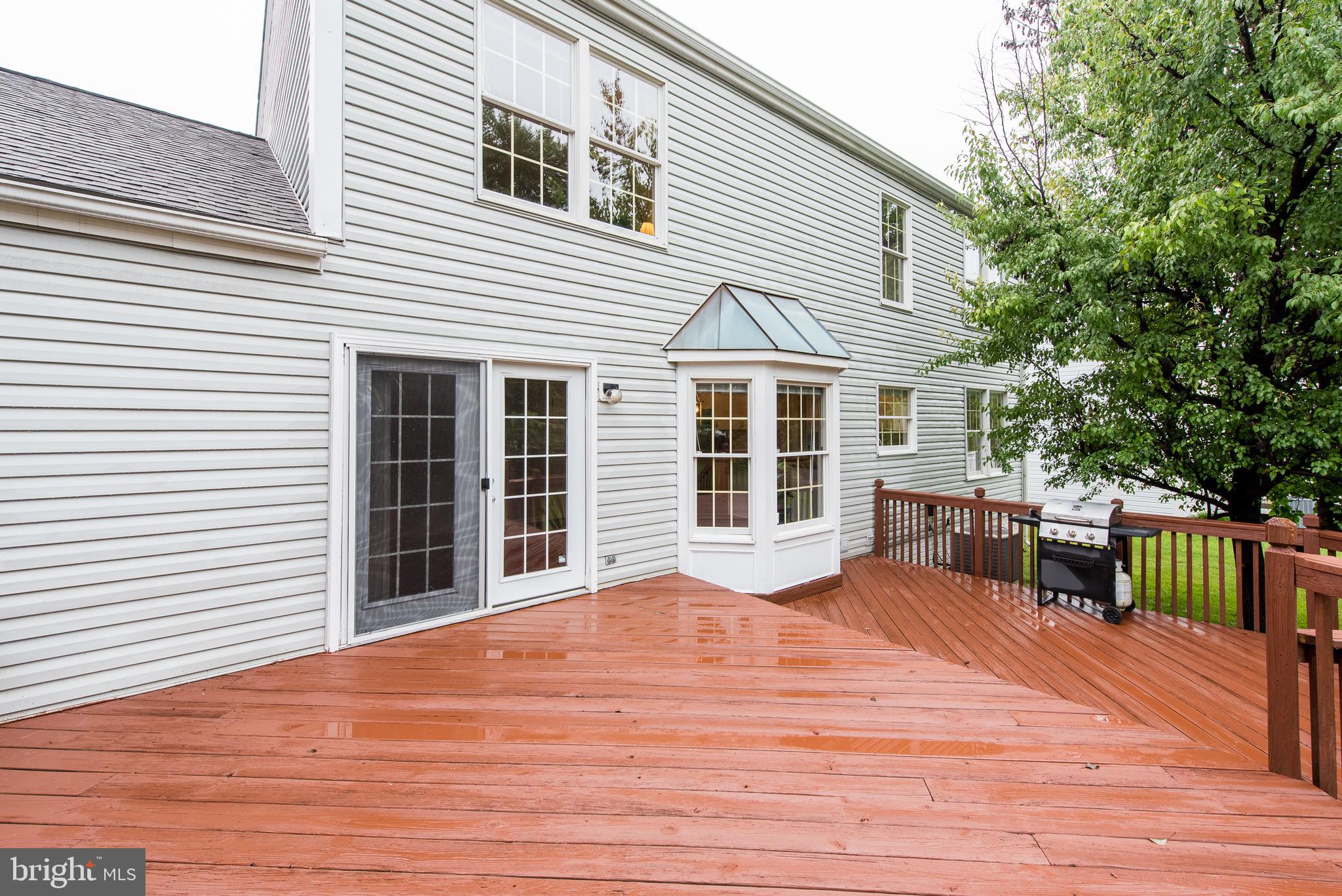 8315 Painted Rock Road Columbia, MD 21045 - Photo 4 of 39 Deck