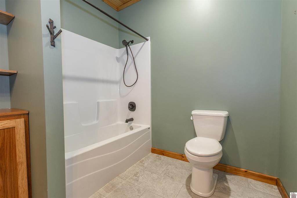 1430 Spence Chapel Road Mayfield, KY 42066 - Photo 20 of 50 137298-96dd02be-2221-4c85-9201-cda5190a5