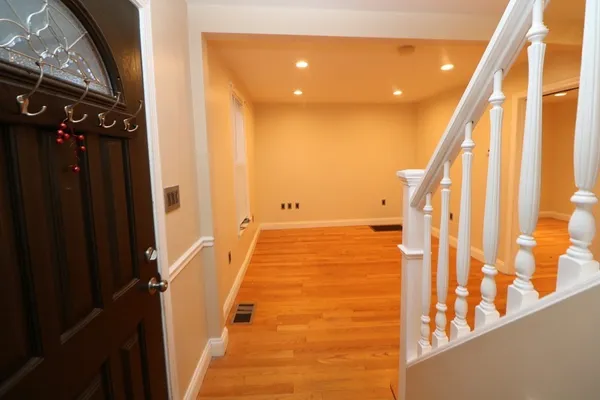 $3,500 | 254 Broadway, Unit 254, Lynn, MA 01904