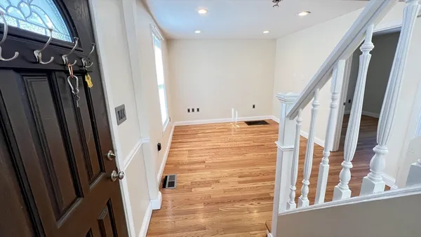 $3,500 | 254 Broadway, Unit 254, Lynn, MA 01904