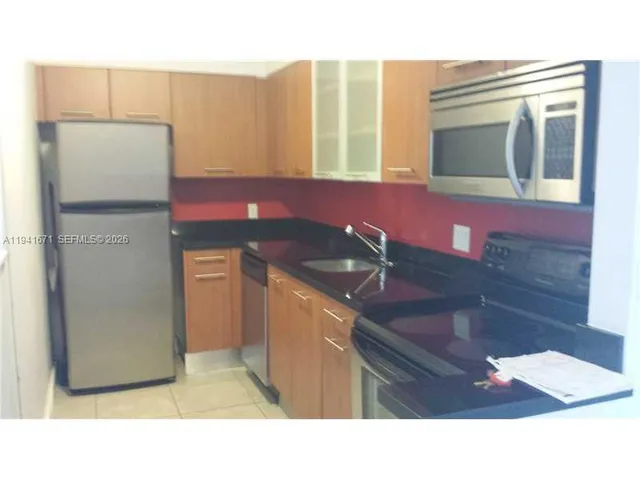 a black and white photo of a room