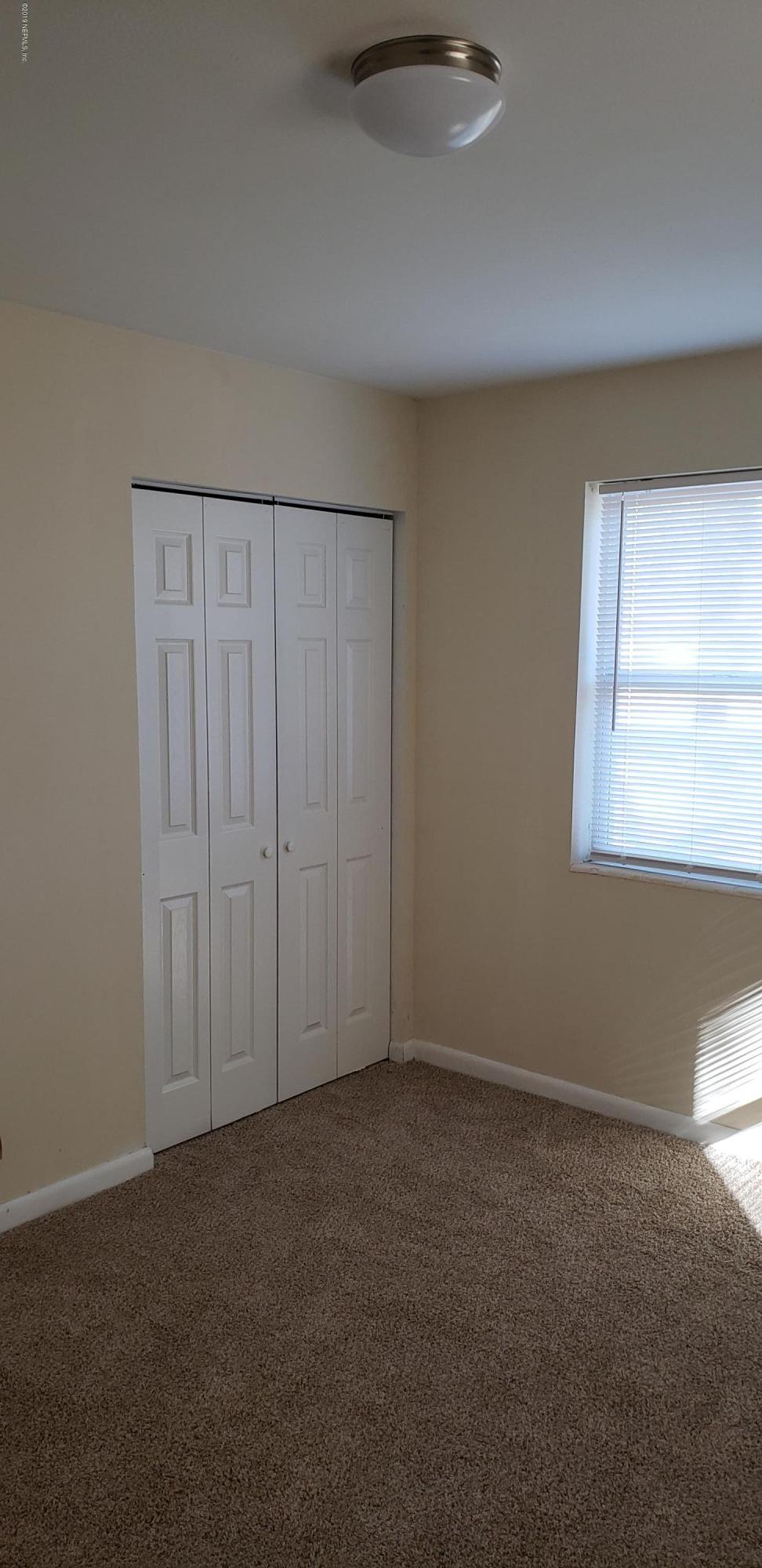 9118 Greenleaf Road Jacksonville, FL 32208 - Photo 12 of 26 20190106_150317