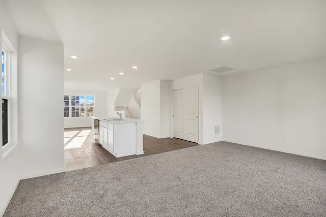 $316,990 | 6500 Linden Trail, Unit A, Wonder Lake, IL 60097