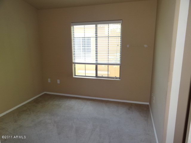 2727 North Price Road, Unit 86 Chandler, AZ 85224 - Photo 14 of 27 023-253349_BEDROOM